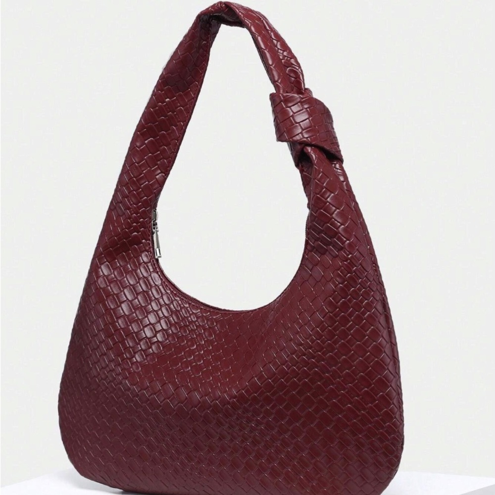 Elegant Woven Leather Shoulder Bag - Burgundy